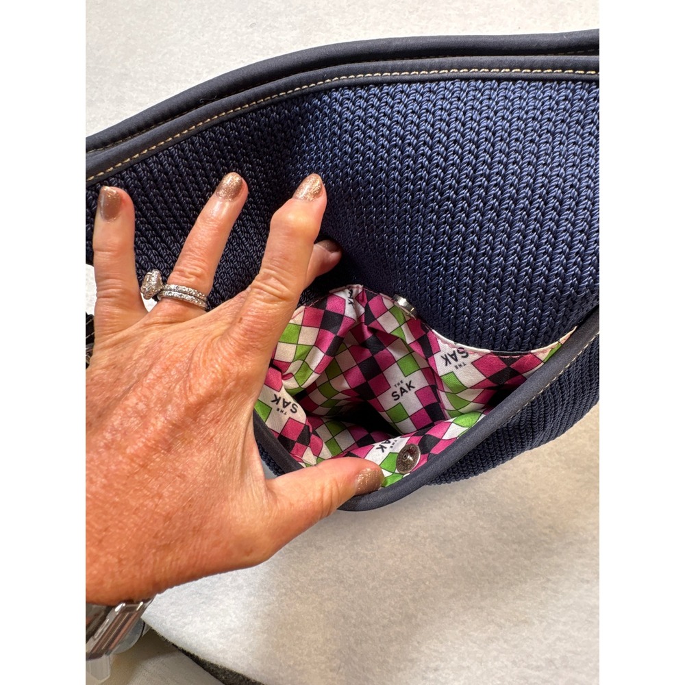 The Sak Navy Blue Crochet Shoulder Bag Zip Top Hobo Purse Harlequin Lining - Picture 8 of 10